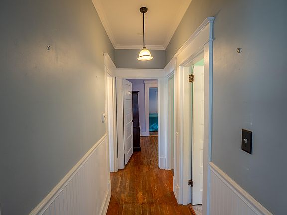 5th image of 237 Sunset Ave