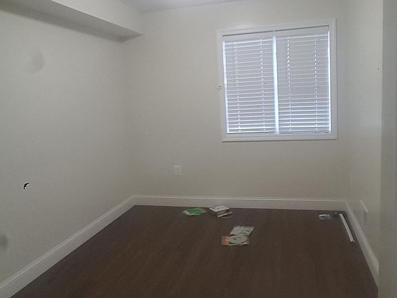 5th image of 509 Tinton Ave #1