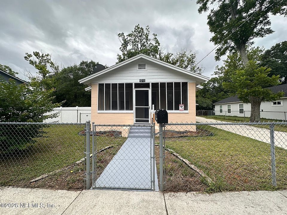 1st image of 1018 W 23RD Street
