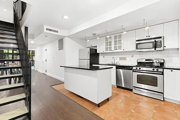 Rented by Corcoran | media 29