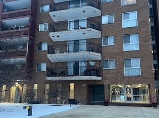 300 Park Ave APT 437, Calumet City, IL 60409