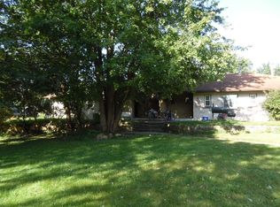 807 Cartwright Ave APT A, Ashton, IL 61006