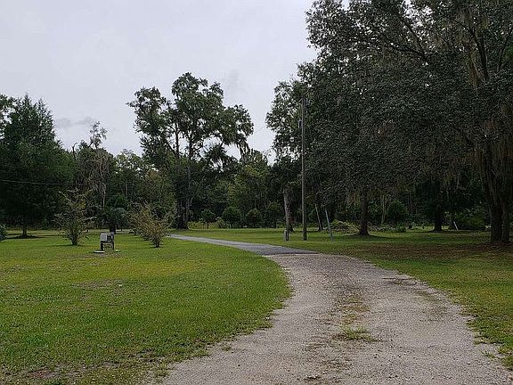 3rd image of 11047 69th Ln