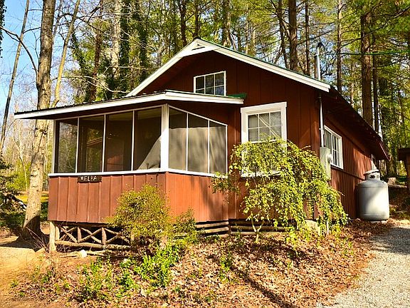 2nd image of 5 Laurel Ivy Ln