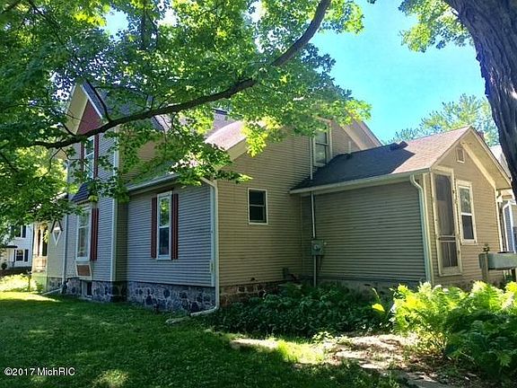 5th image of 74 N Norwood Ave