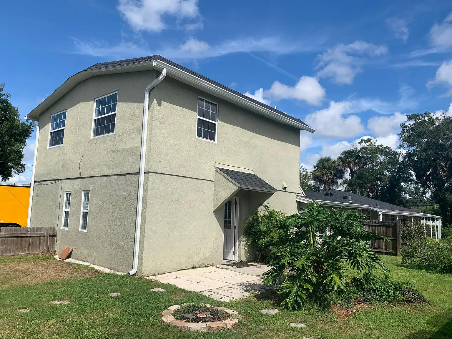 3 bed, 2.5 bath, 1500 sqft, $2,500 — Photo 4