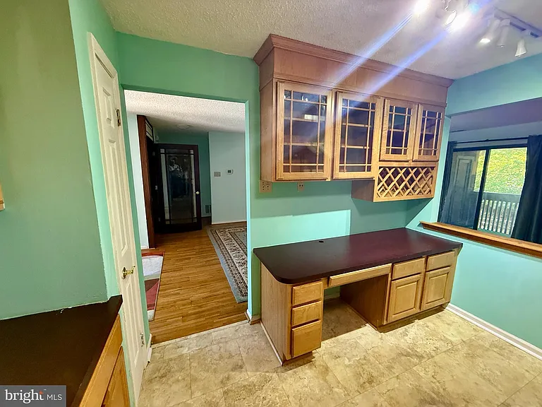 30 Hopkinson Ct #164 — Photo 8