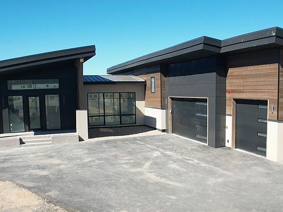 4th image of 61 New York Mountain Rd