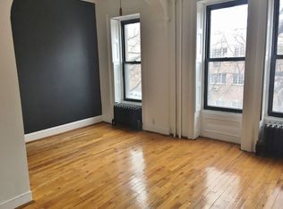 11 Macon St #2, Brooklyn, NY 11216