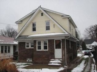 1006 Packard Dr, Akron, OH 44320