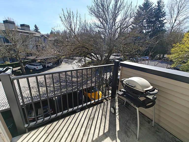 916 3rd Ave #A301 — Photo 4