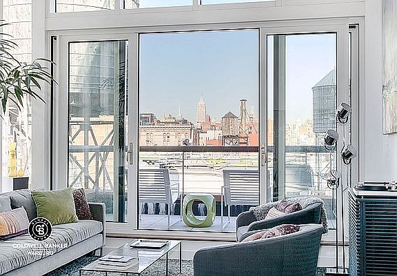 4th image of 84 White St APT 12A
