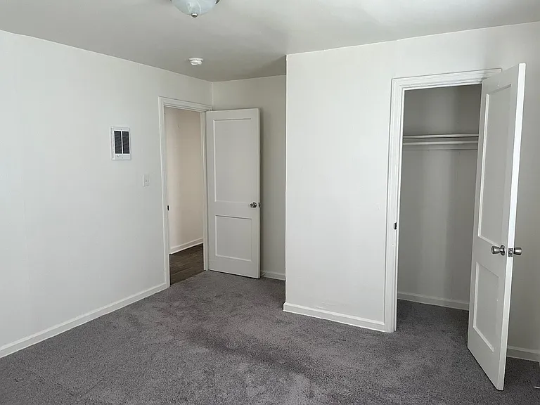 1510 Sloan St — Photo 9