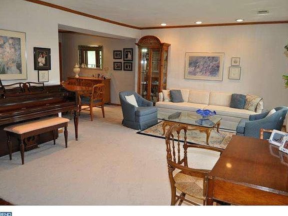 3rd image of 2517 Channin Dr
