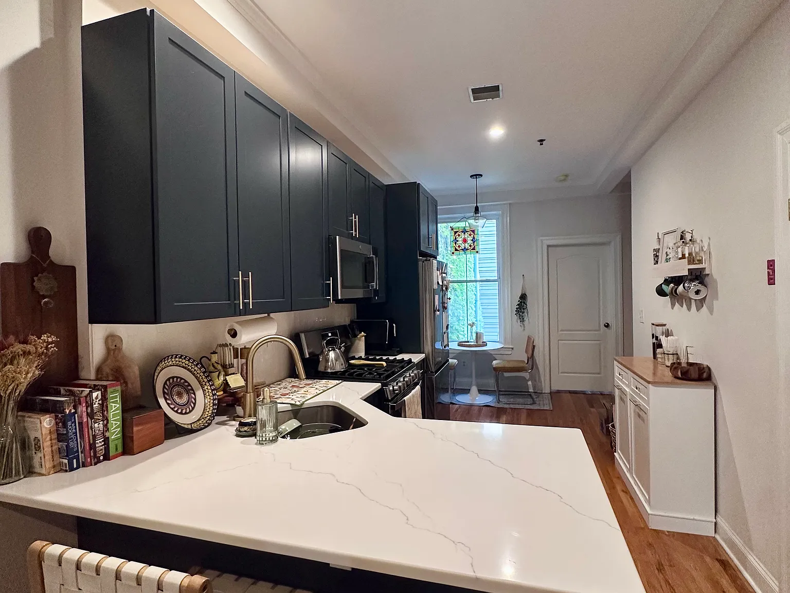 2 bed, 775 sqft, $4,150 — Photo 4