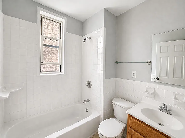 4532 Park Ave #3 — Photo 5