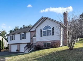 686 Wynonah Dr, Auburn, PA 17922