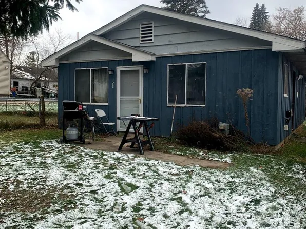 122 Hathaway St, Lansing, MI 48917