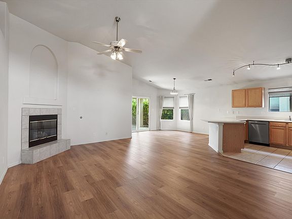 5th image of 6245 Calle De Vida NW
