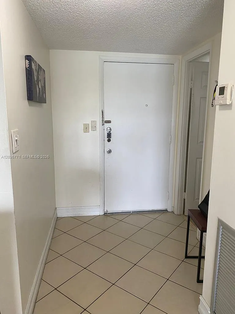 Azure Lake Condo — Photo 3