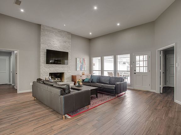 9614DoveMeadowDr-14.jpg