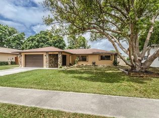 6119 18th St, Zephyrhills, FL 33542