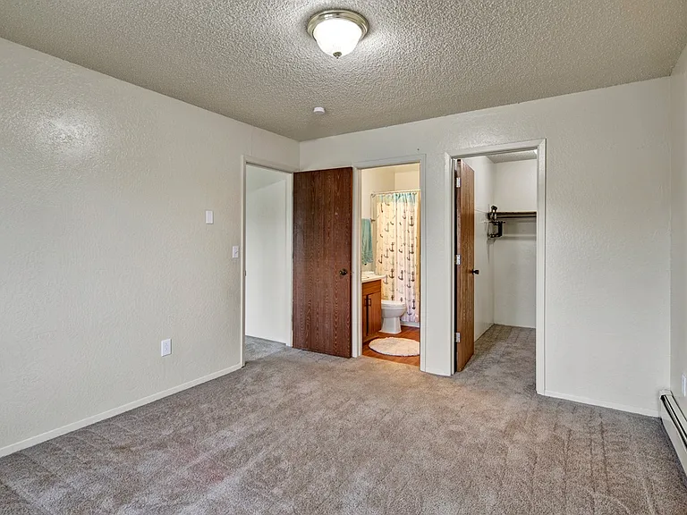 Rancho Tudor — Photo 11