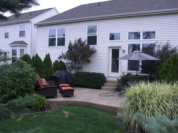 3rd image of 5893 Painted Leaf Dr