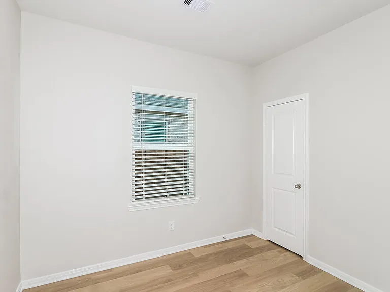 416 Mustang Trot Dr — Photo 17