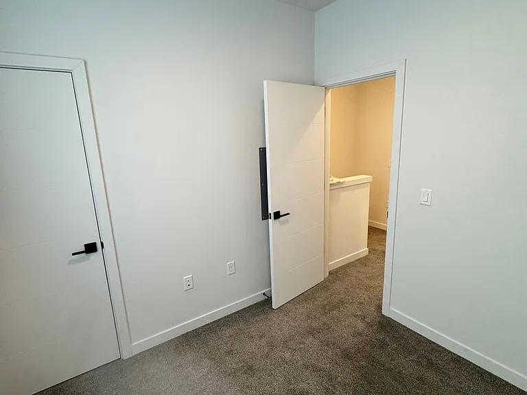 Emerald Townhomes — Photo 27