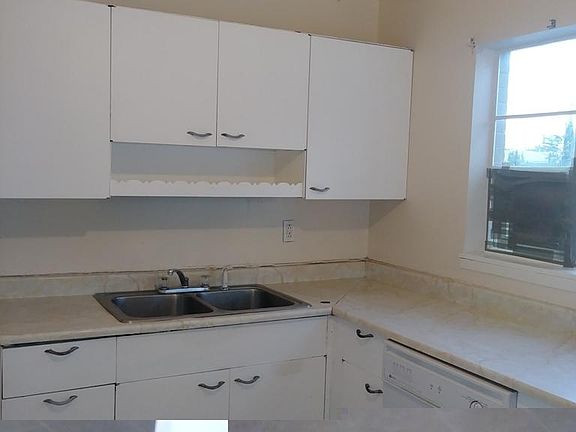 5th image of 5628 Arrowhead Dr