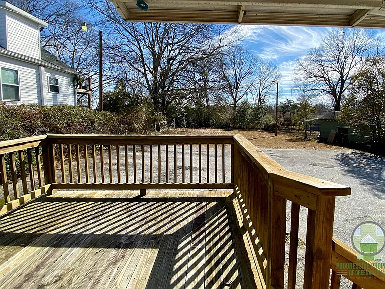 25 Crystal Ave — Photo 9