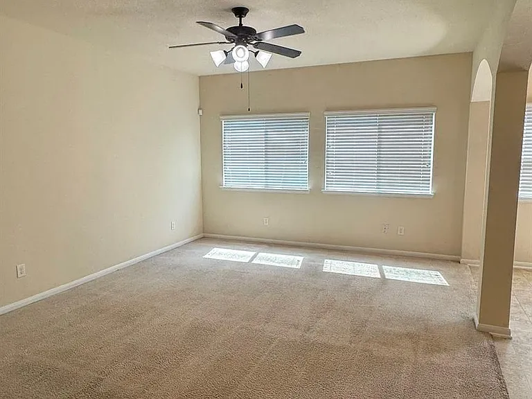 1747 Nichole Woods Dr — Photo 15