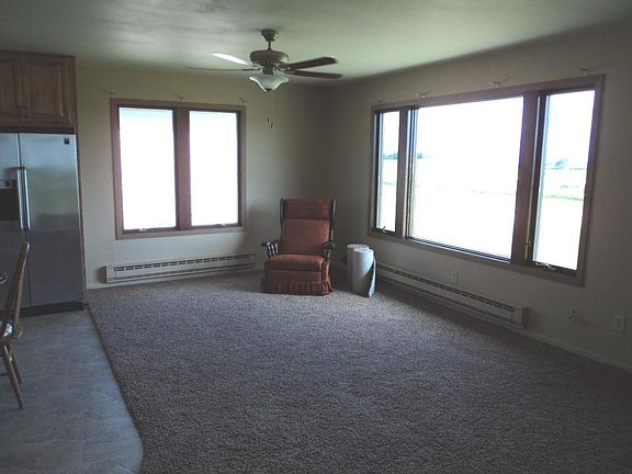 3rd image of 3330 150th St
