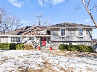 4304 W 64th St, Prairie Village, KS 66208