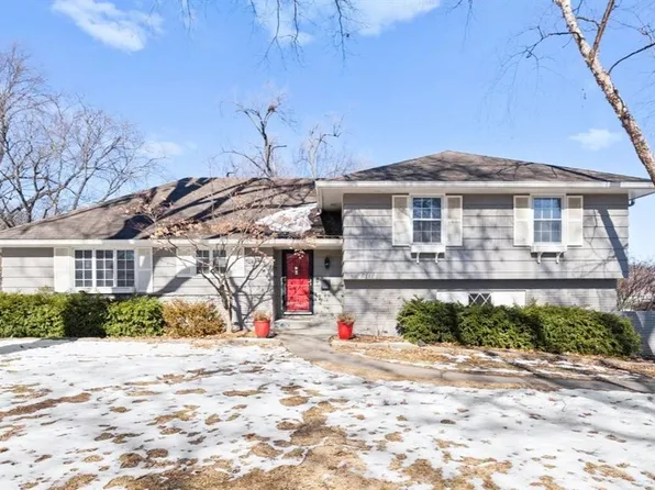 4304 W 64th St, Prairie Village, KS 66208