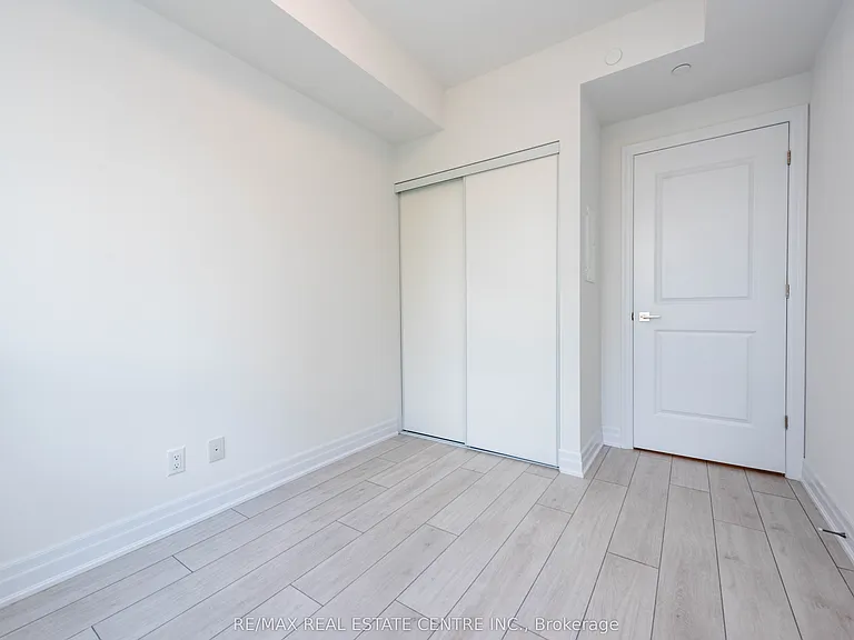 30 Elm Dr W #601 — Photo 24