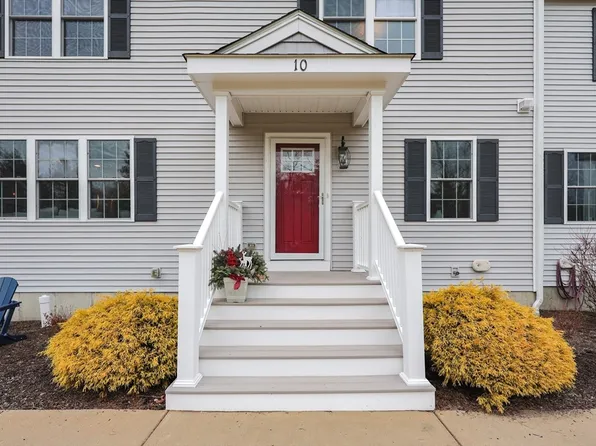 143 Oak St #10, Norton, MA 02766
