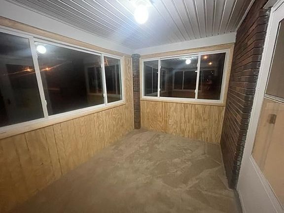 4th image of 624 Fernwood Dr