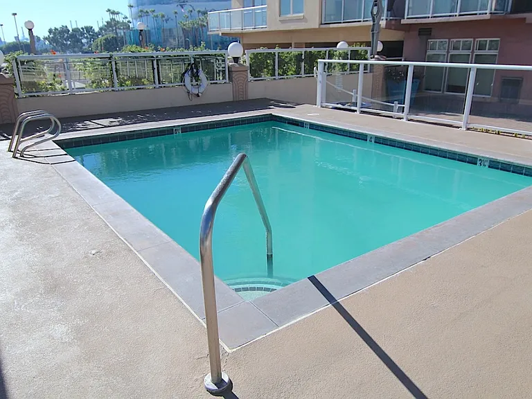 488 E Ocean Blvd #417 — Photo 10