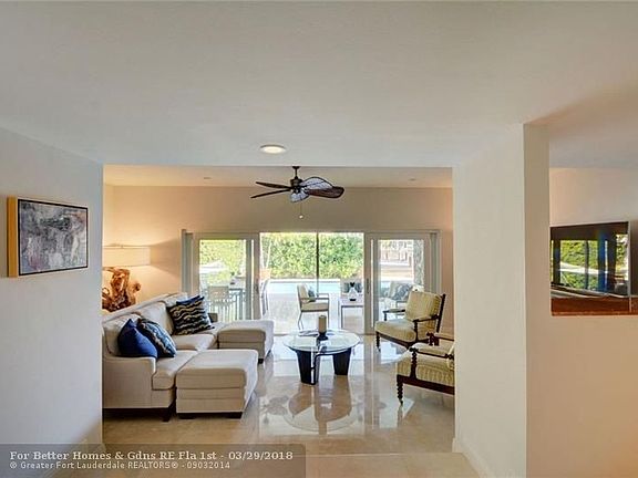 5th image of 2809 NE 35th Ct