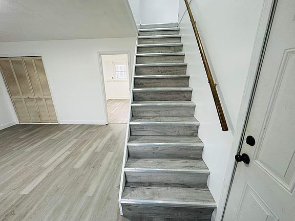 3rd image of 4148 Norman Dr SE