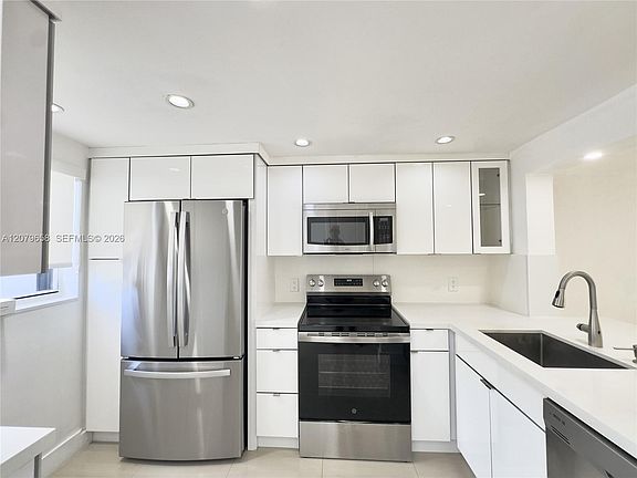 4th image of 8010 SW 152nd Ave APT 211