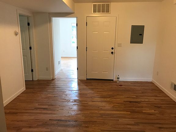 4th image of 80 Layton Ave