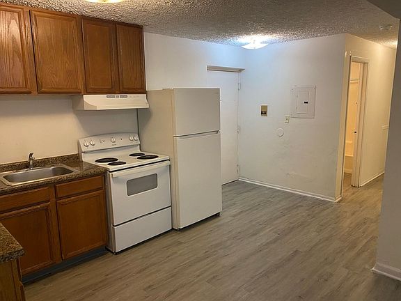 2nd image of 195 Wheeler St APT 103