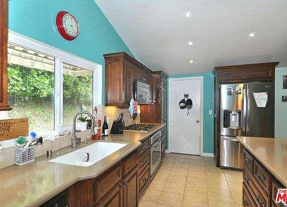 3rd image of 5632 Oso Ave