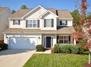 909 Marthas View Dr, Huntersville, NC 28078