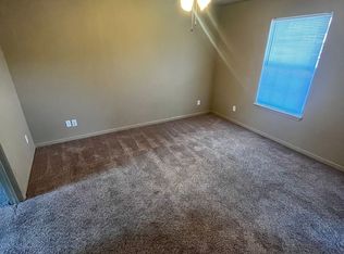 16524 Hunters Ridge Ln #B, Saint Robert, MO 65584