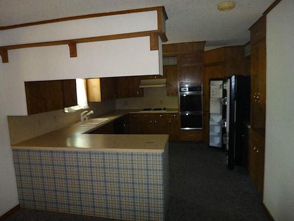 4th image of 1202 Carmie St