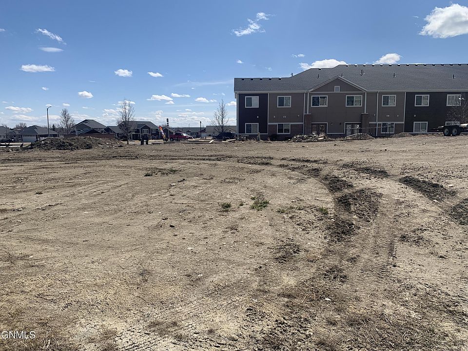 2nd image of 24 24th St W #4R